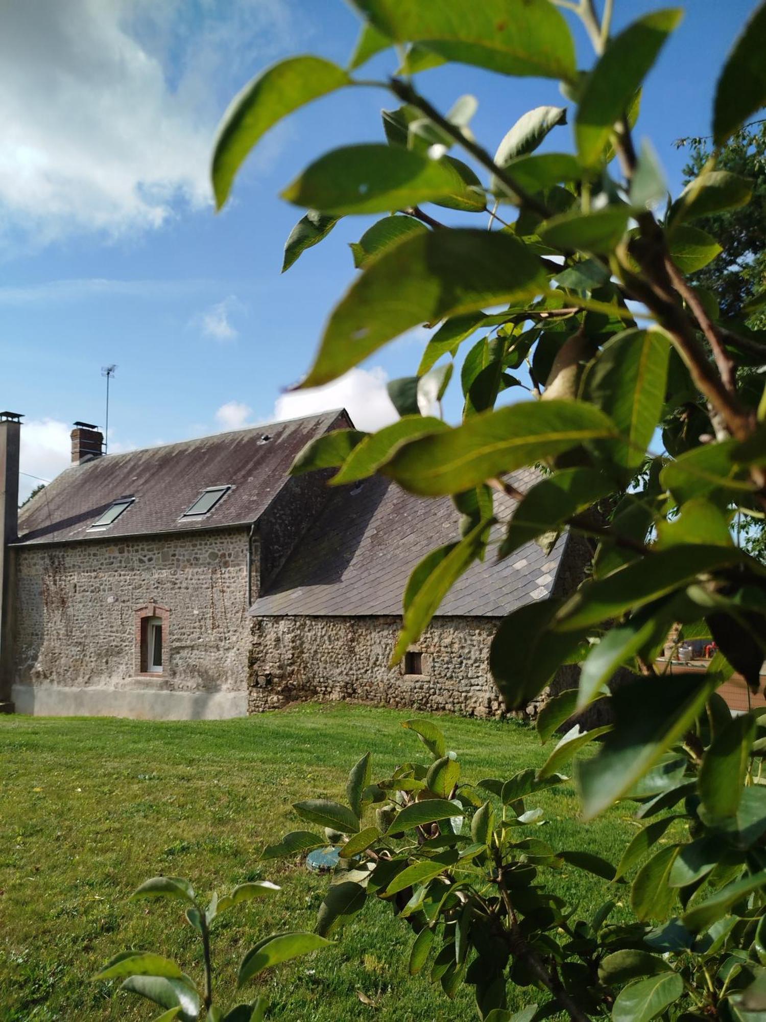 Le Gite De La Haie Portee Lignieres-Orgeres Esterno foto